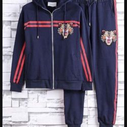 Sweatsuit Medium 
