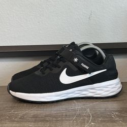 Nike Revolution 6 Youth Shoes Size 7