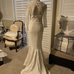 Wedding Dress Size 10 Runs Small New With Tag