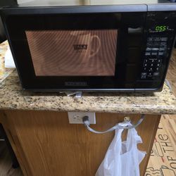 Microwave New  Black And  Decker 
