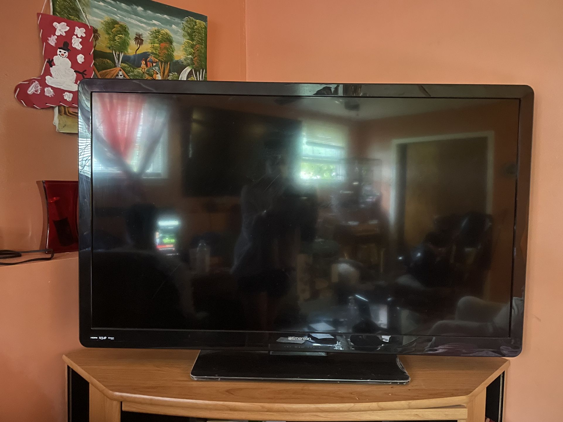 48” Emerson TV