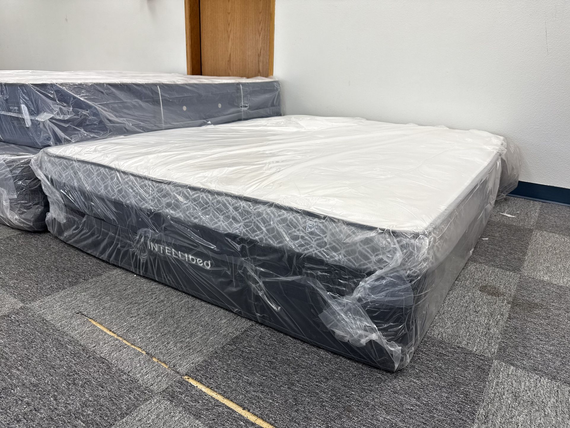 $10 Down Take Now!! Mattress Clearout!! MSG Asap