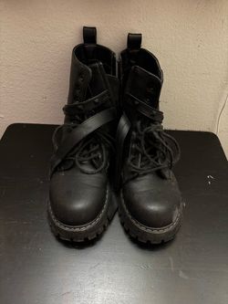 Sugar Boots Men’s 8, Women’s 9.5
