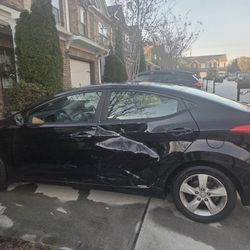 2012 Hyundai Elantra 