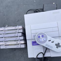 Super Nintendo With All Cords,working!