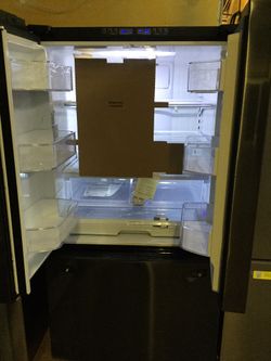 Samsung French Door Refrigerator 36” width in Black Stainless Steel