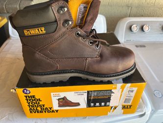 Dewalt boots 🥾 new