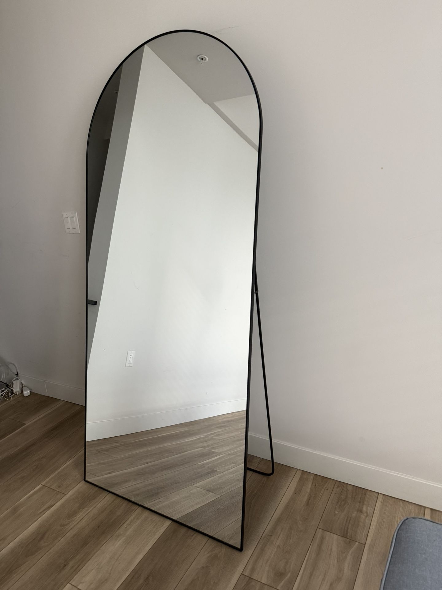 Chic Full Length Mirror