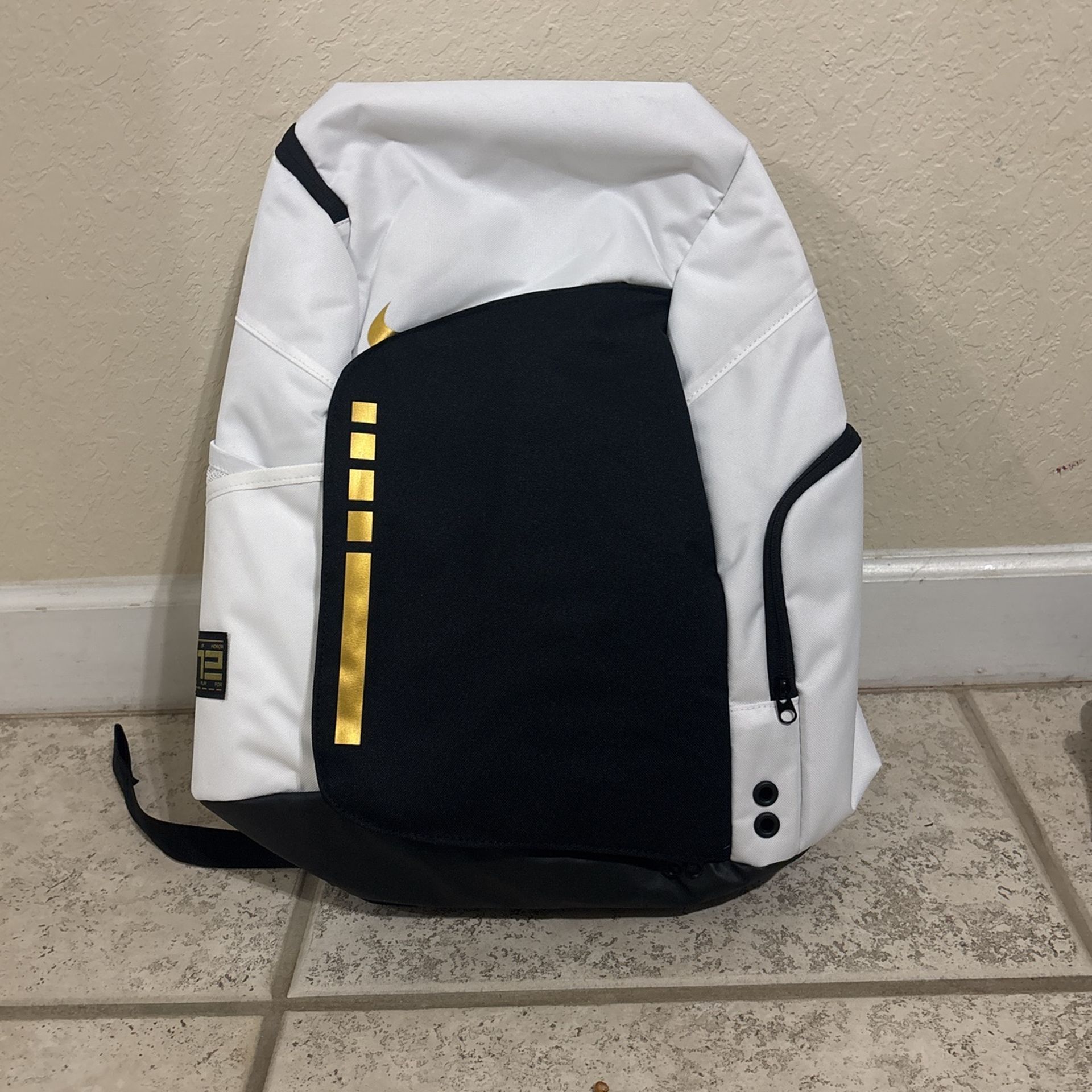 Nike Elite Bag