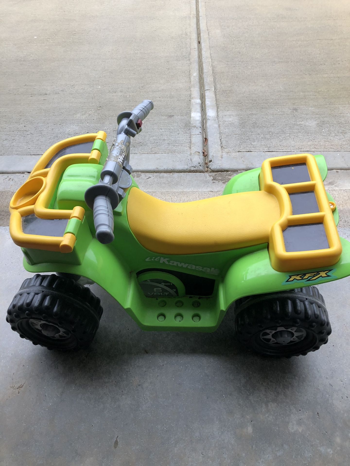 Power wheels lil quad kawasaki deals