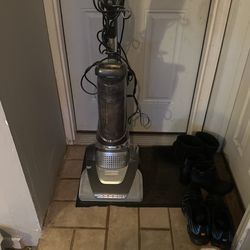 Electronix Nimble Vacuum