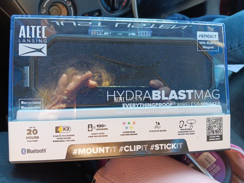 Quality Bluetooth Speaker Altec Lansing HYDRABLASTMAG