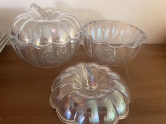 Thanksgiving Pumpkin Glass Bowl with Lid (1 Or 2)