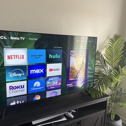 TCL 55” TV 4K UHD HDR Smart ROKU TV