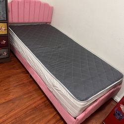 🛏️ Twin Bed Frame + Mattress – Clean & Ready