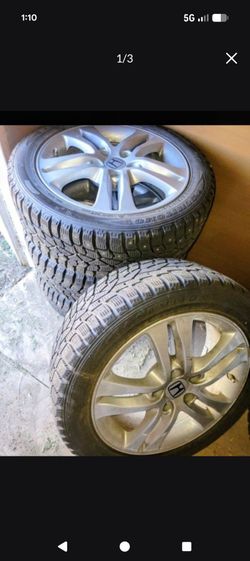 Sumitomo Size 215 50R17 . Honda Civic  . Snow Tires