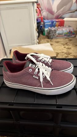 Vans Low-Top Canvas Sneakers M11