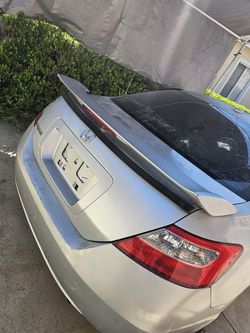 Honda Civic Trunk  With SI Spoiler Wing For2006 2011 Civic Coupe 2 Doors Silver Color in Great Condition