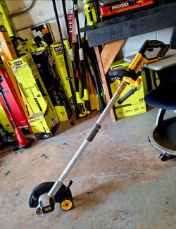 DEWALT
20V MAX 7.5 in. Cordless Battery Powered Lawn Edger (Tool Only)