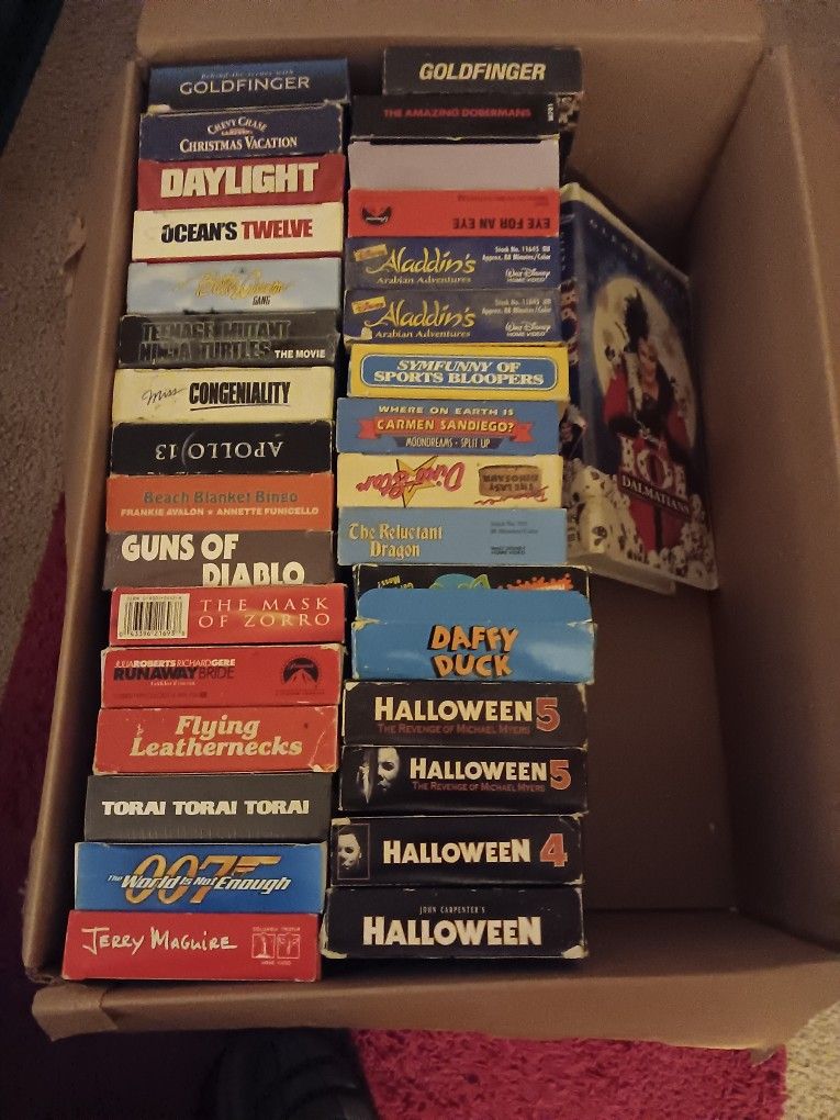 VHS MOVIES 86 OF THEM