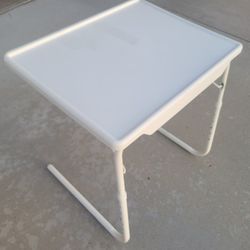 Nice portable, foldable laptop/side table