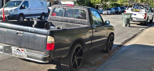 Vendo Toyota