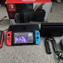 Nintendo Switch Console w/ Accessories 