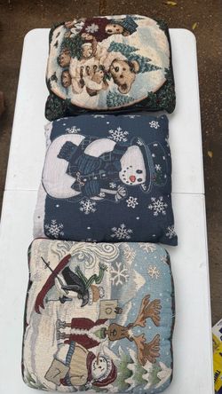 Set of 3 Christmas Tapestry Throw Pillows