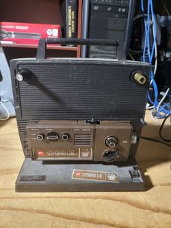 Vintage GAF Automatic Threading Dual Super 8mm Cord Reel Movie Projector 1788-Z