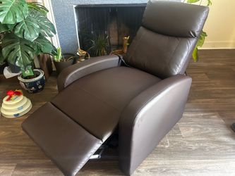 Massage recliner