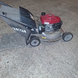 Honda hrn 216 self propelled mower