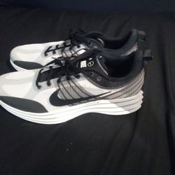 Nike Lunar Sneakers Brand New Size 14 Mens