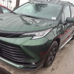 2026 TOYOTA SIENNA