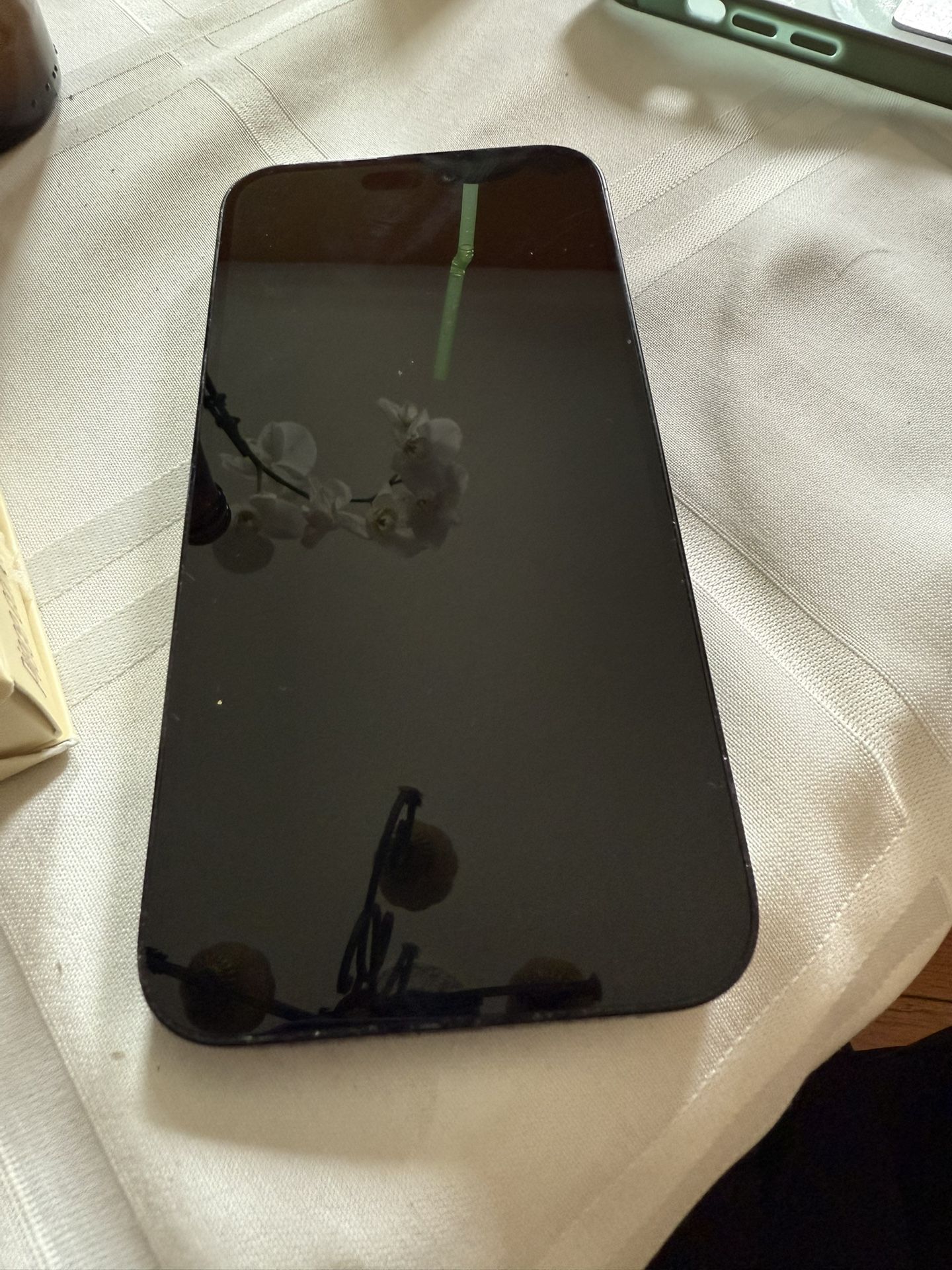 iPhone 14 Pro Max 