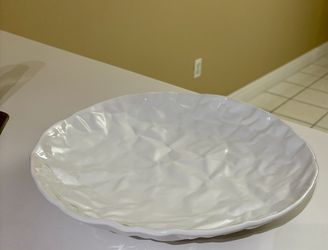 Beautiful Round Serving Trays 