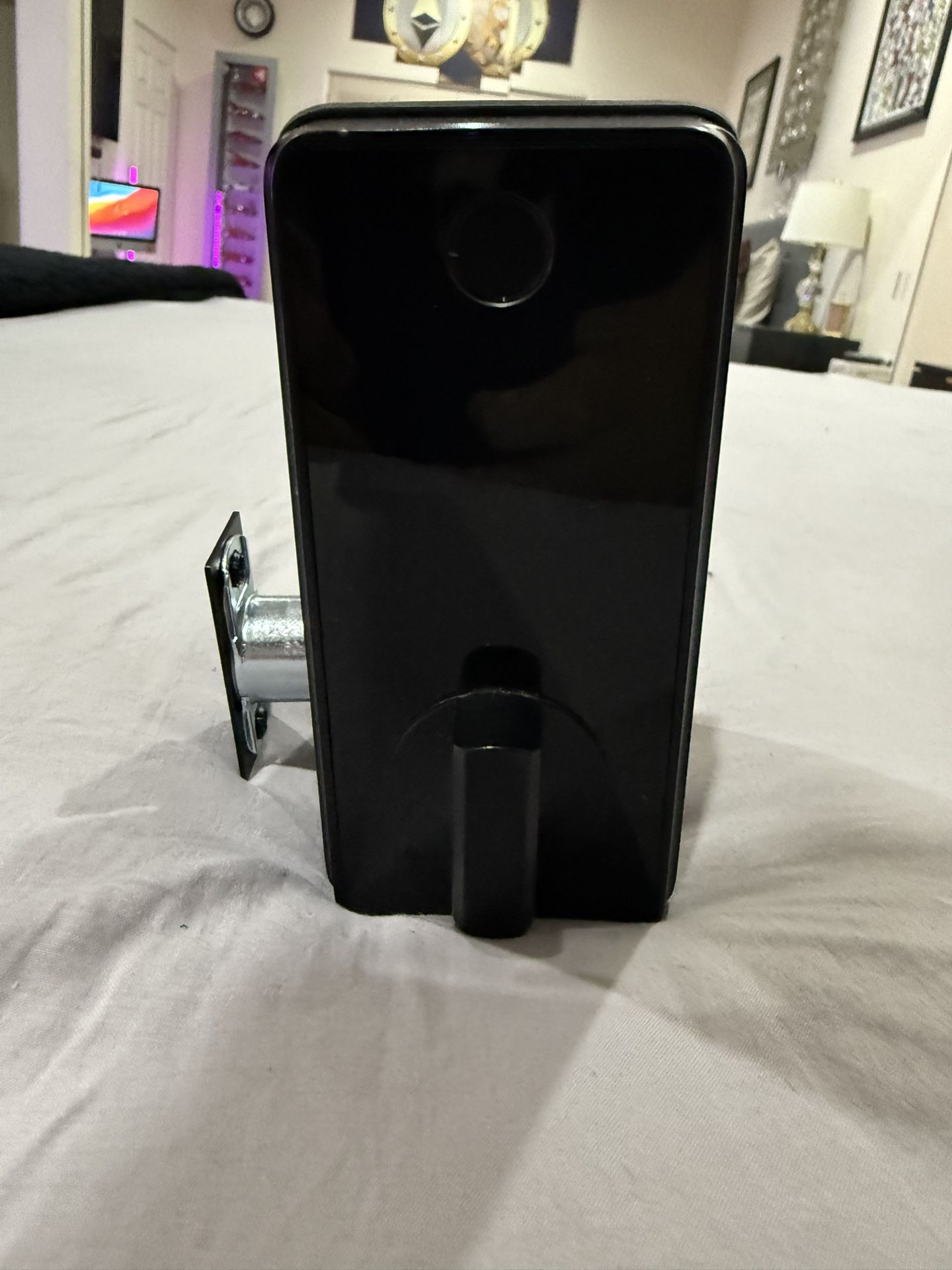 Honeywell Smart Deadbolt With Fingerprint Technology And Passcode