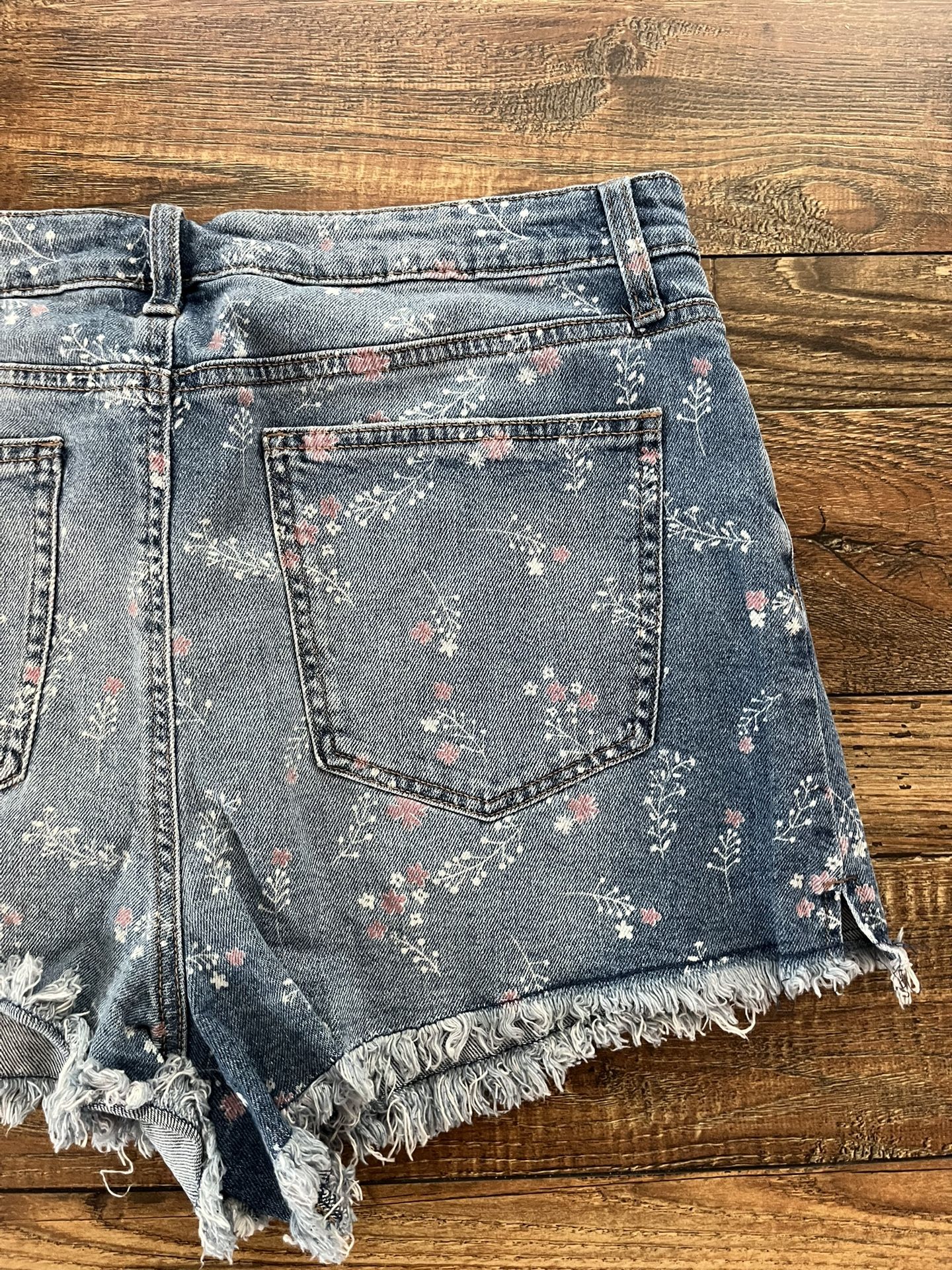 Celebrity Pink Floral Blue Jean Shorts