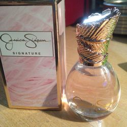 Jessica Simpson perfume