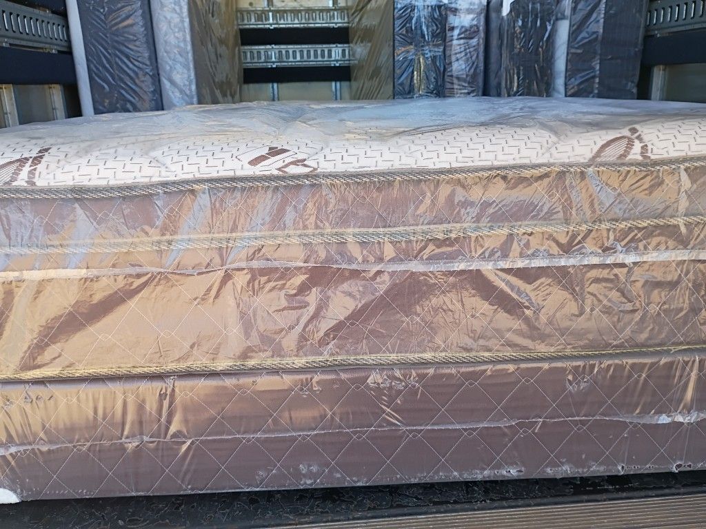 Brand New Queen Size Pillowtop Mattress Included Box Spring Free Delivery Depends On Location