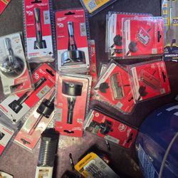 HOLE SAWZ AND DRILL BITS