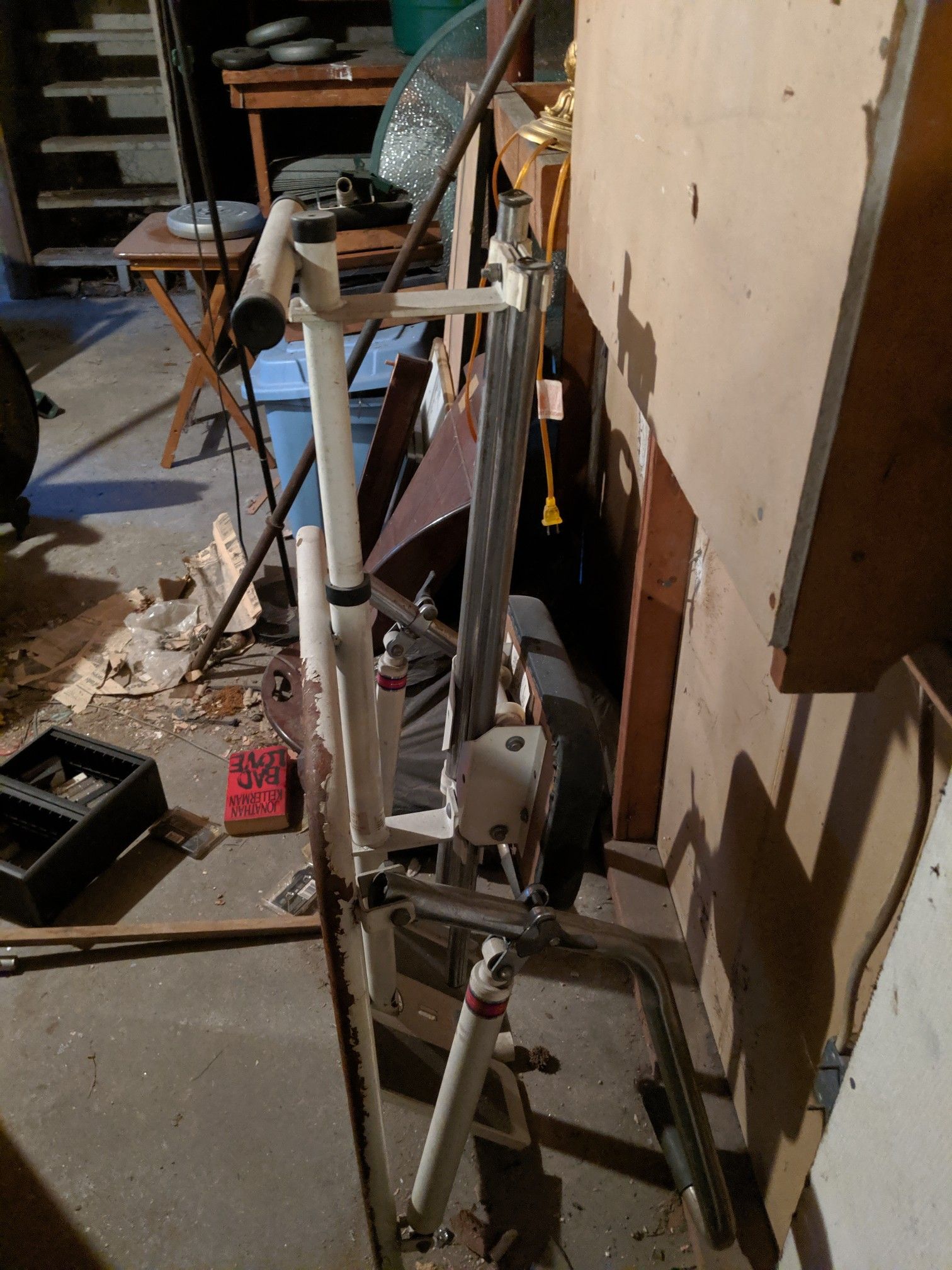 Weight bench