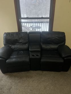 Black Leather Sofa With 2 Recliners