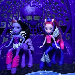 Monster High  Dolls 