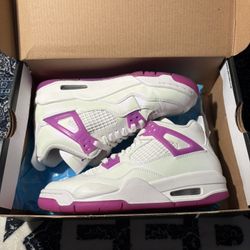 Jordan 4 Hyper Violet 