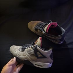 Jordan 4 