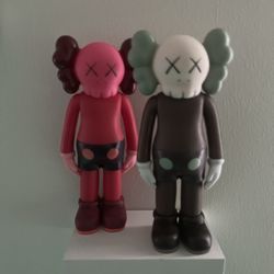 Kaws - Figures - Toys - Vinyl