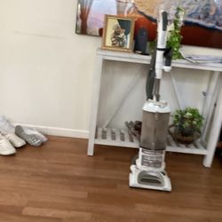 Sharks Works perfect very good condition. Never lose section.