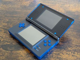 Nintendo DS Lite w/ USB C gaming console
