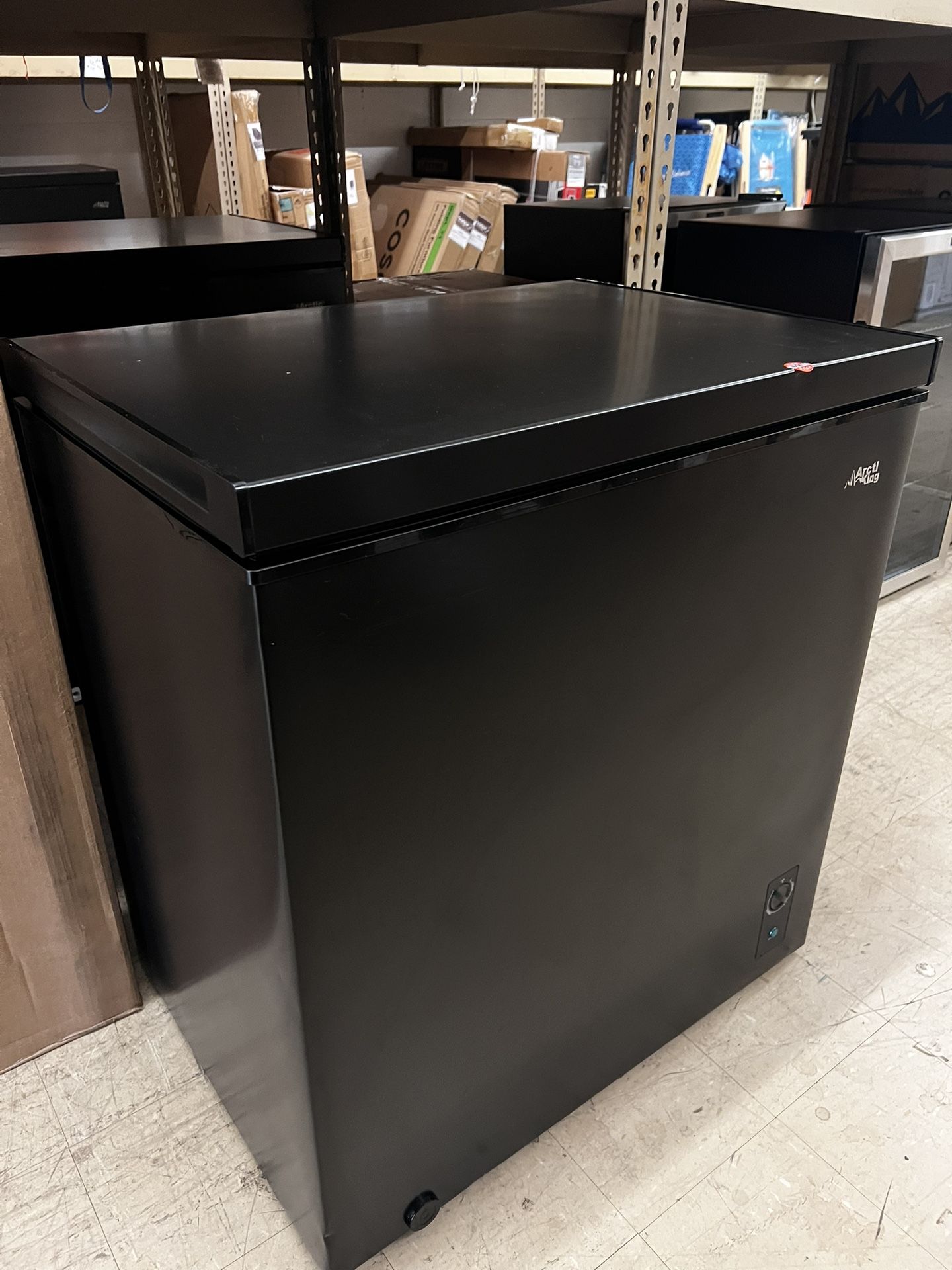 7.0 Cu ft Chest Freezer, Convertible, Black, New in Box