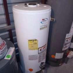 🔥🔥🔥 HOT WATER TANKS Used $225 Comes With Warranty